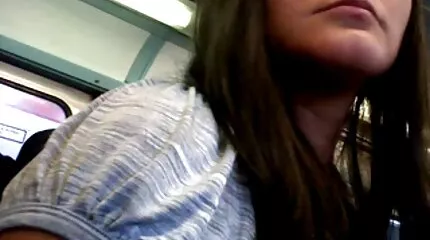 Egy kövér kakas kibaszott egy fiatal lányt leszbikus pornok a seggébe.