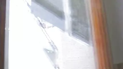 Anális hármasban egy testvér szeksz fiatal szőke sétahajón.