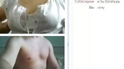 Az ügynökök fájdalmasan megdugják a barna seggét a következő castingon. online szex filmek