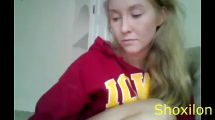 A mögötte lévő srác seggbe szex videok ingyen online fújt barátnője.
