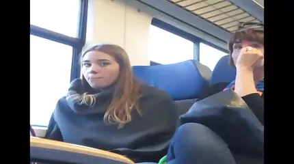 Egy gyönyörű szőke lány anális pornó meghallgatásra került, és szerelmes szex videok kapott egy falat cum.
